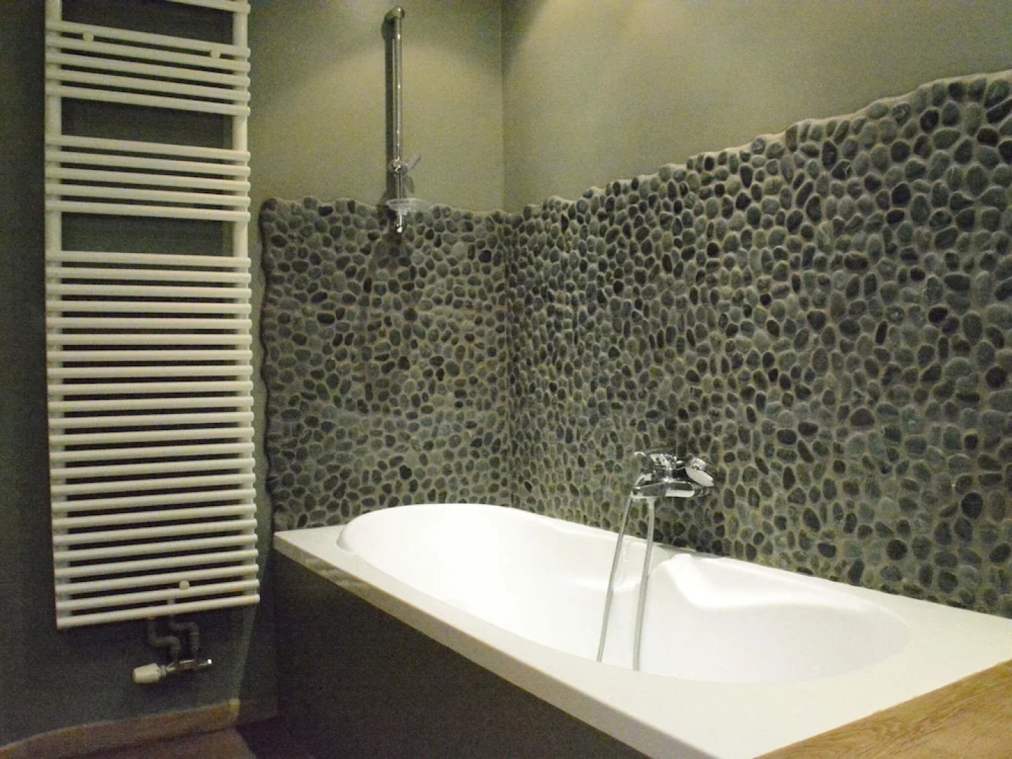 Cottage With Foosball & Garden