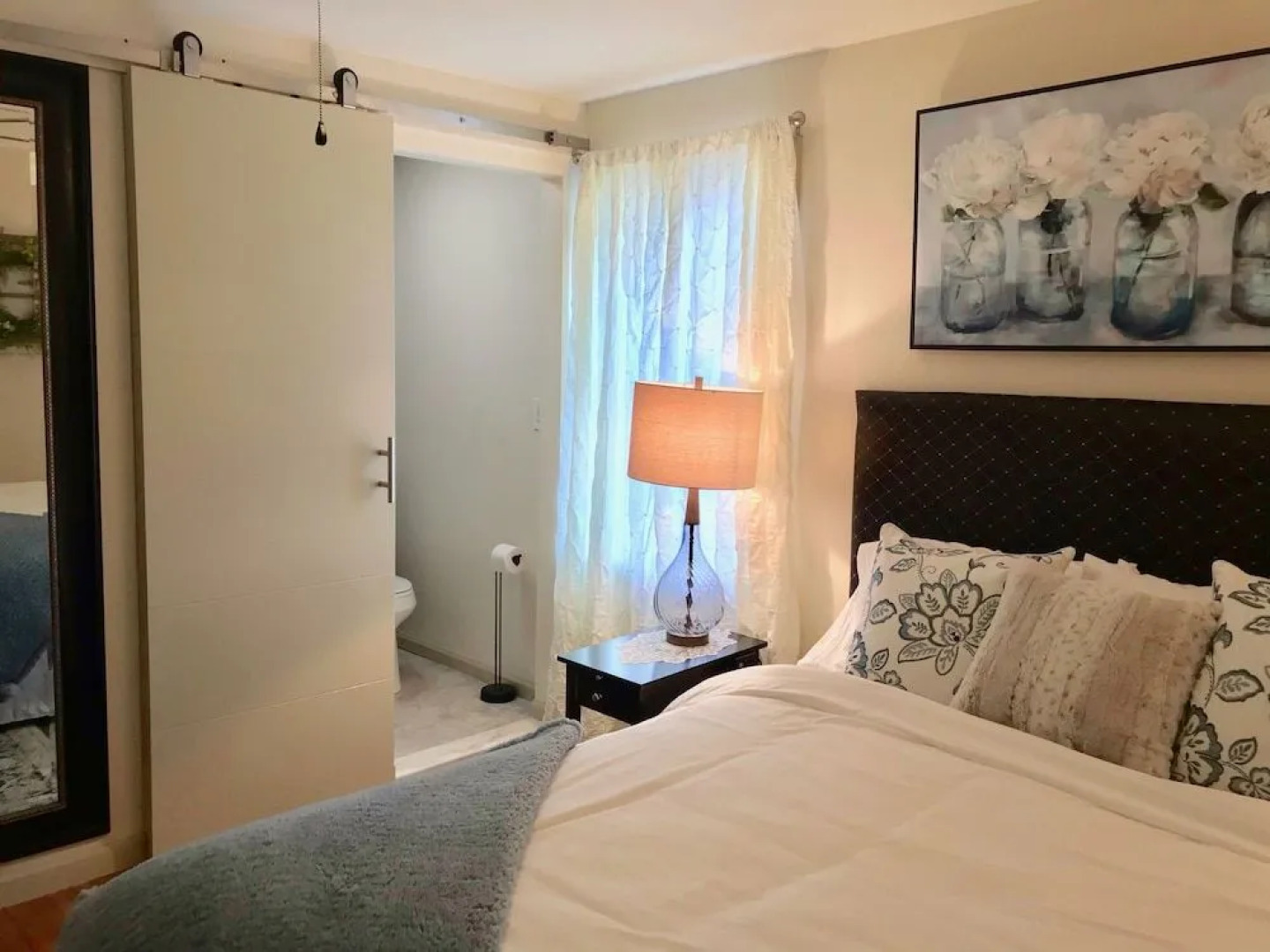 The Little Italy of Niagara Falls Bed & Breakfast