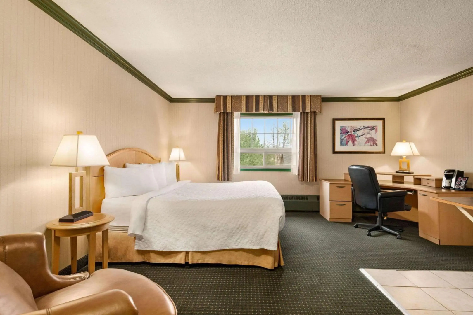 Coast Dawson Creek Hotel