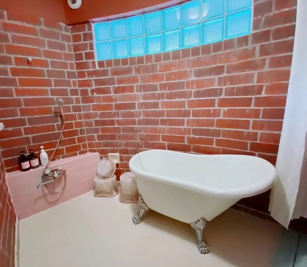 Okinawa starry forest cottage