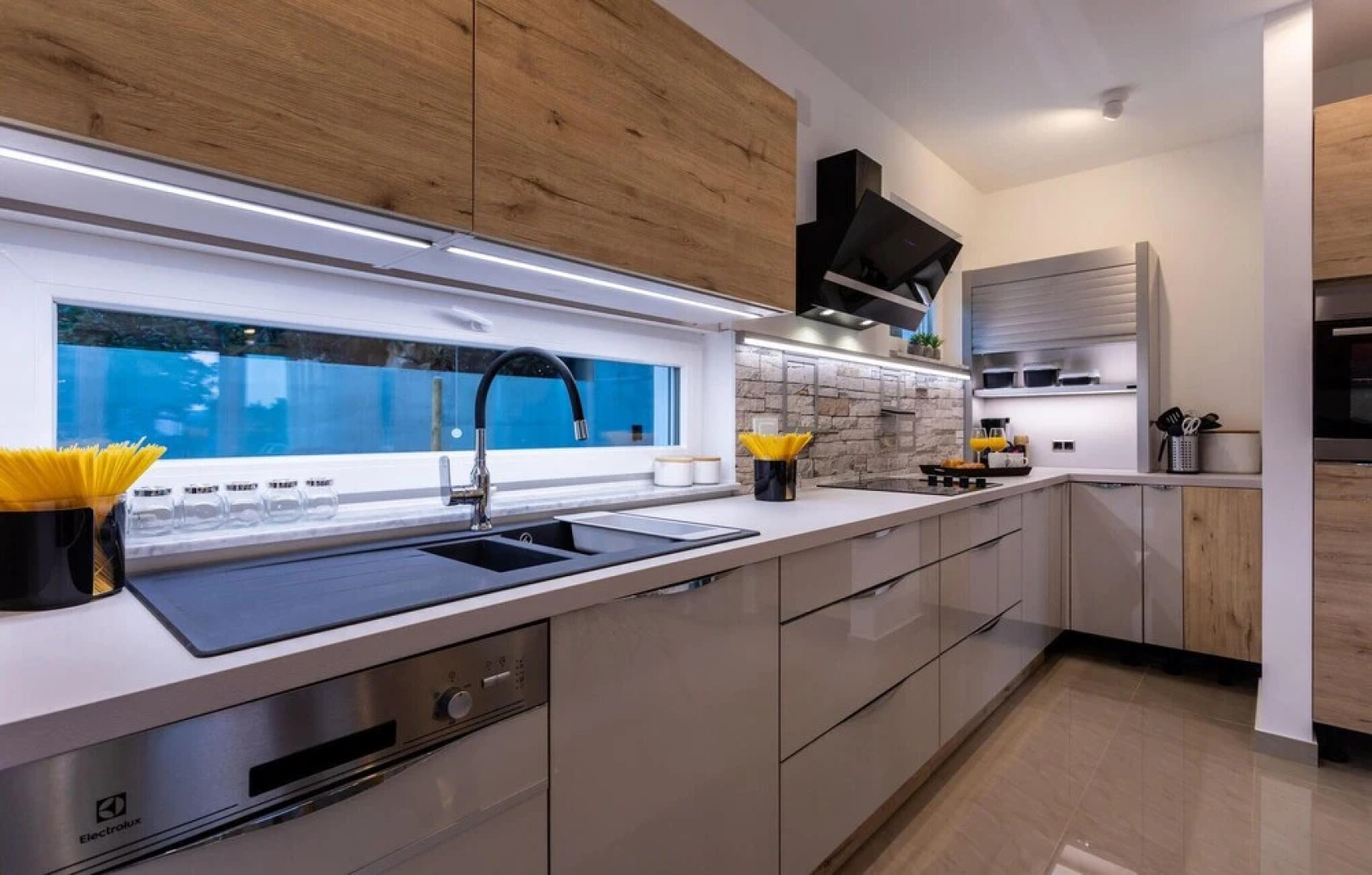 Beautiful Home in Klimno With Sauna, Wifi and 4 Bedrooms