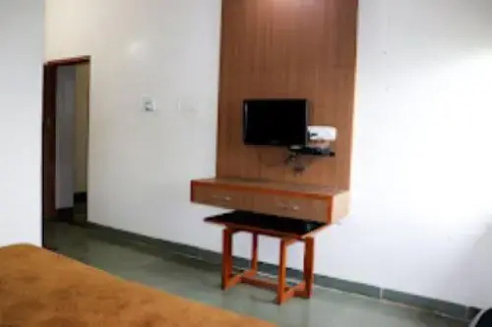 Hotel Devarshi Maheshwar