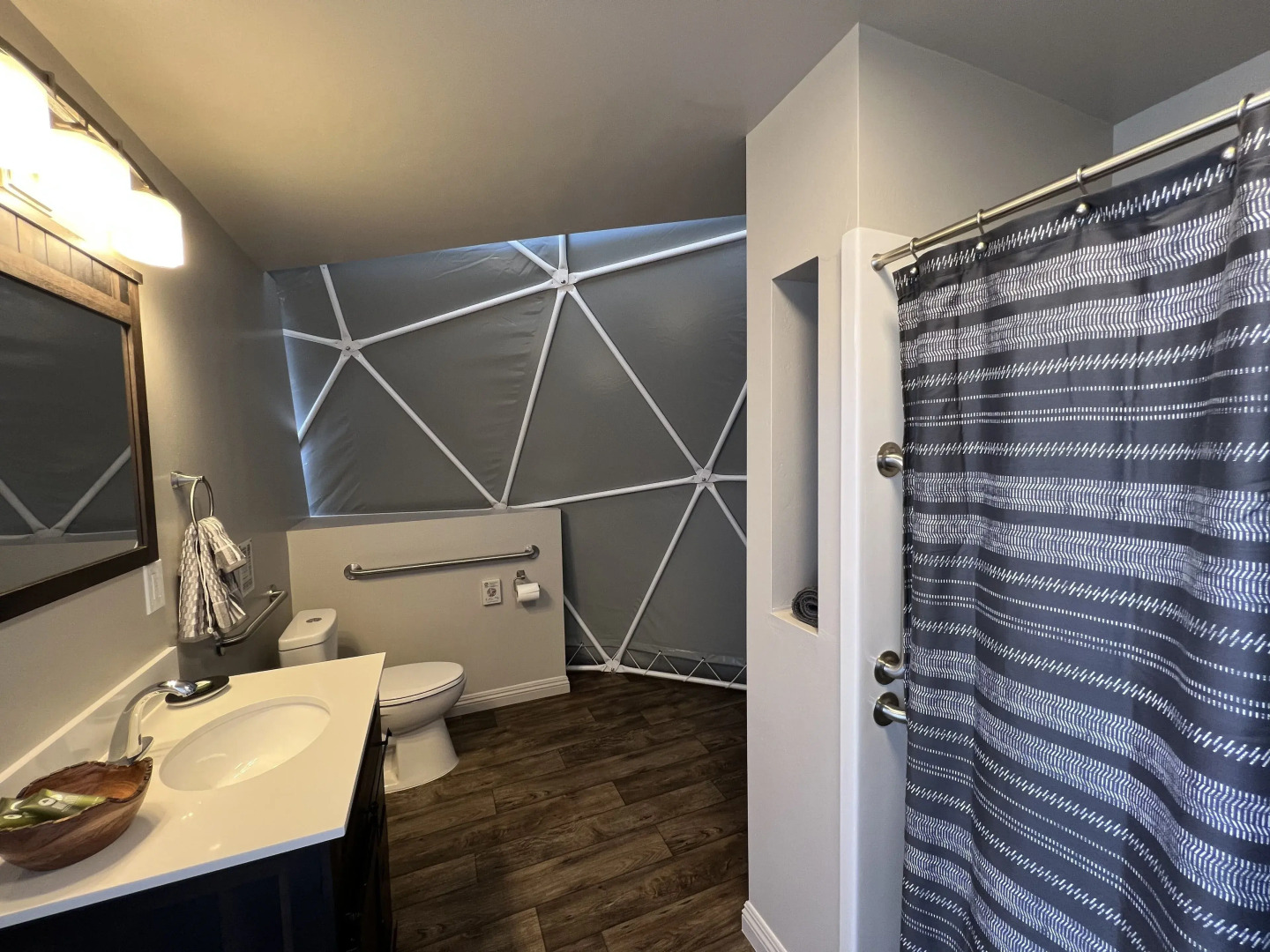 Bryce Glamp And Camp