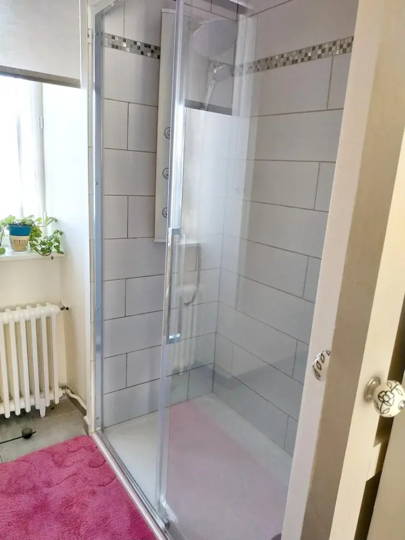 House With 2 Bedrooms in La Porcherie, With Enclosed Garden and Wifi