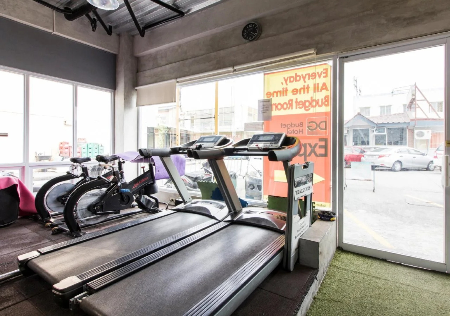 DG Budget Hotel Salem