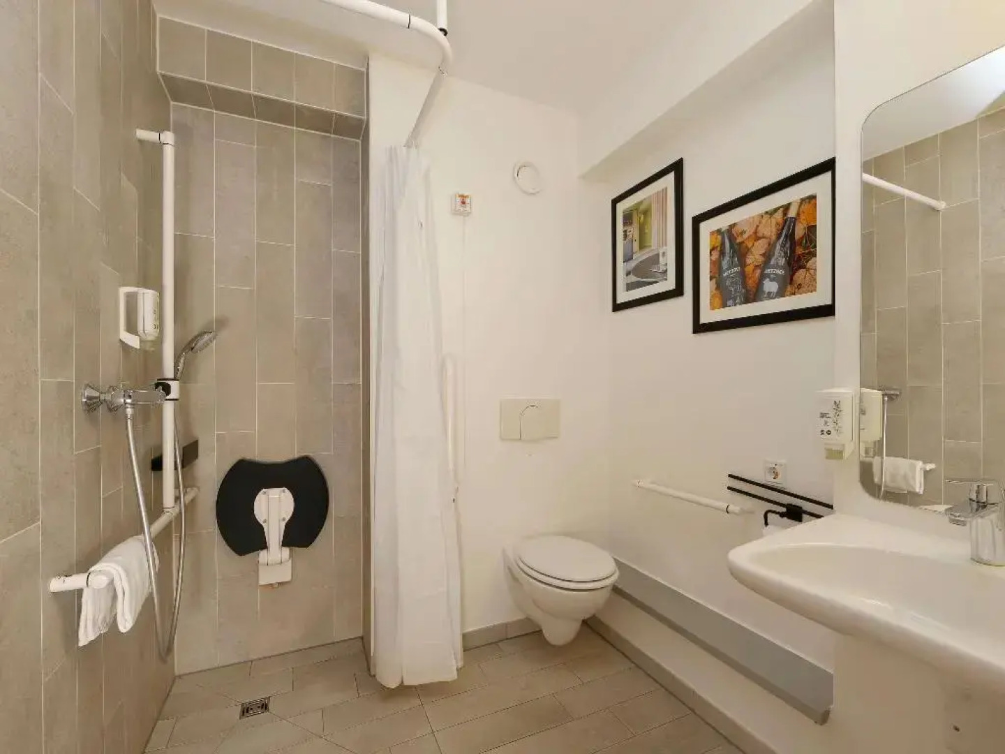 B&B HOTEL Berlin Genshagen-Süd