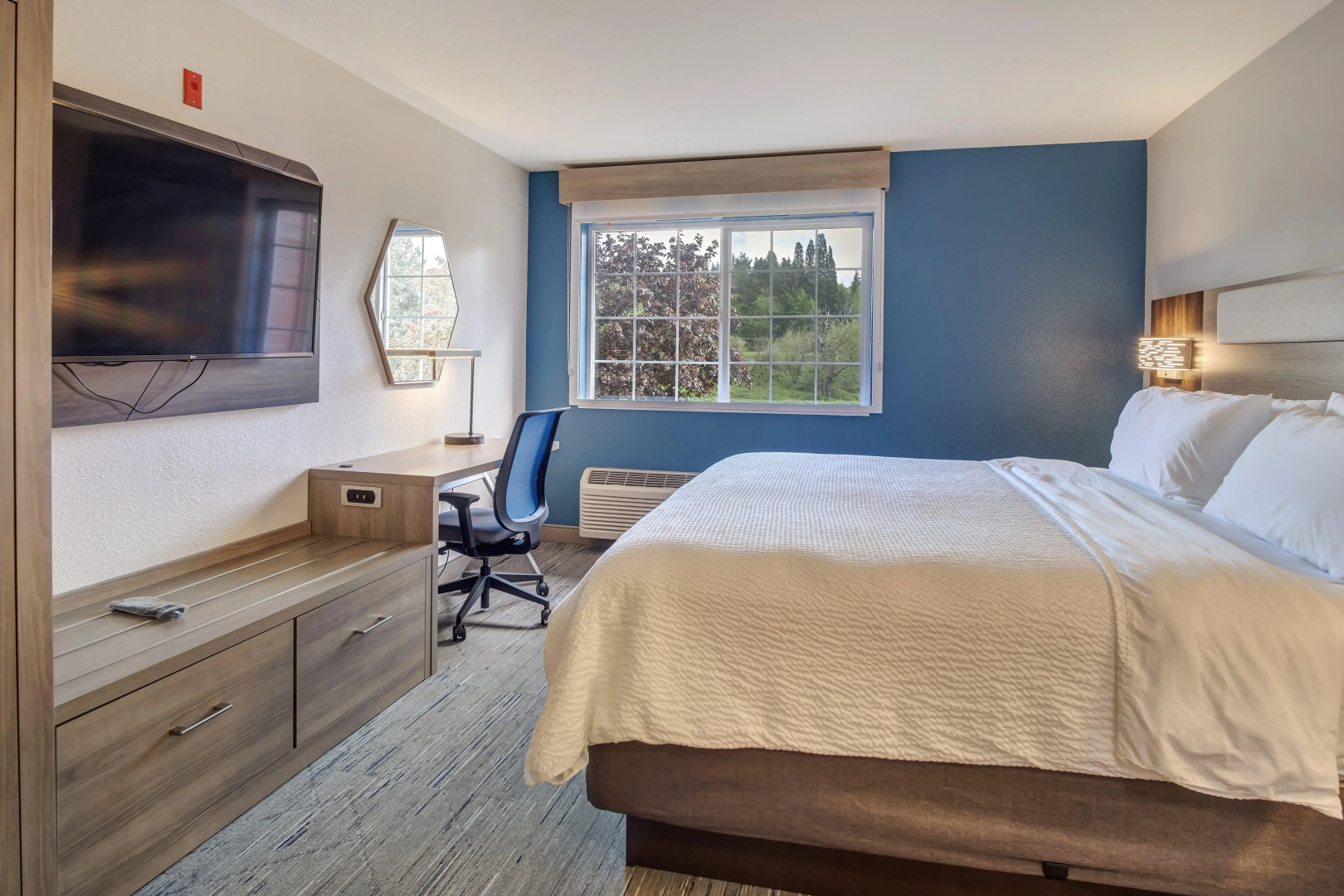 Holiday Inn Express Portland East - Troutdale by IHG