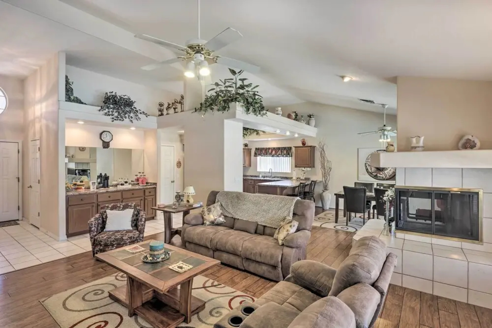 Havasu Home w/ Private Pool: 3 Mi to London Bridge