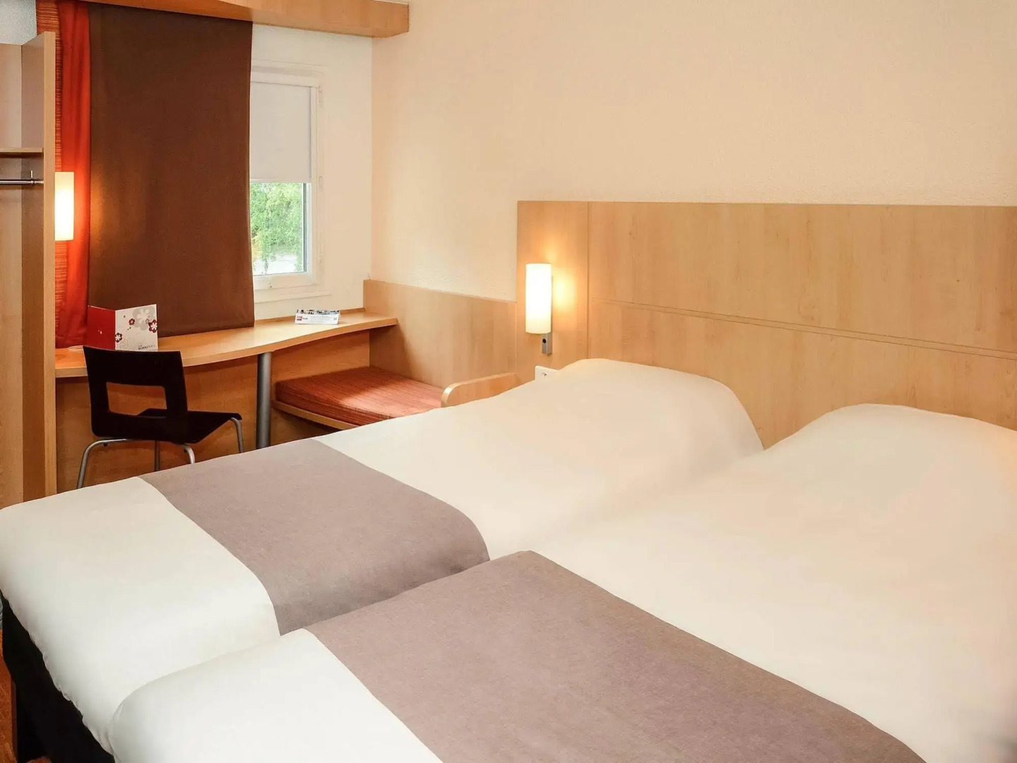 Ibis Styles Rouen Parc Expo Zenith