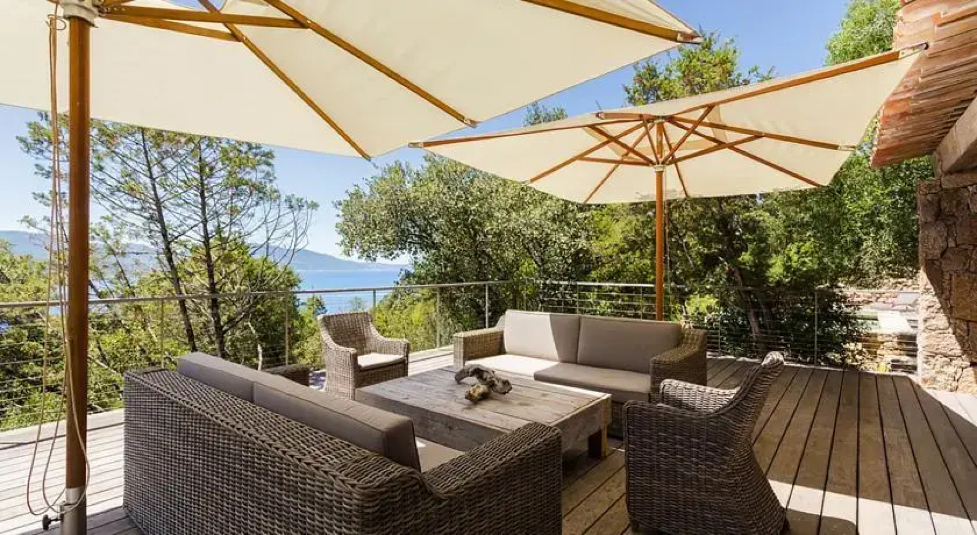 Squarebreak - Hidden Jewel with a Secret Beach