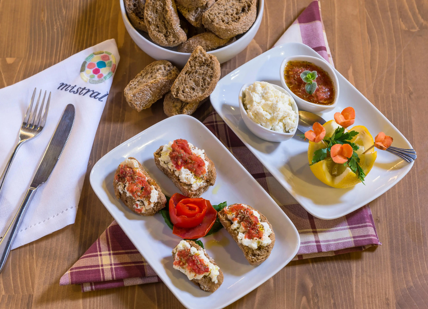 Mistral Hotel - Singles Only