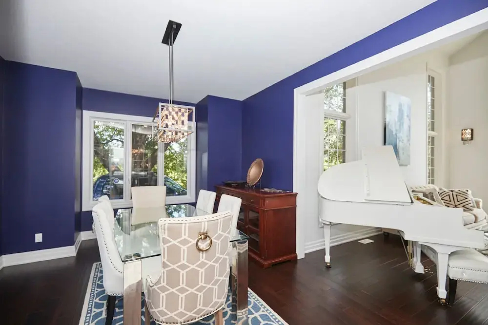 Canadian Grand Executive Villa