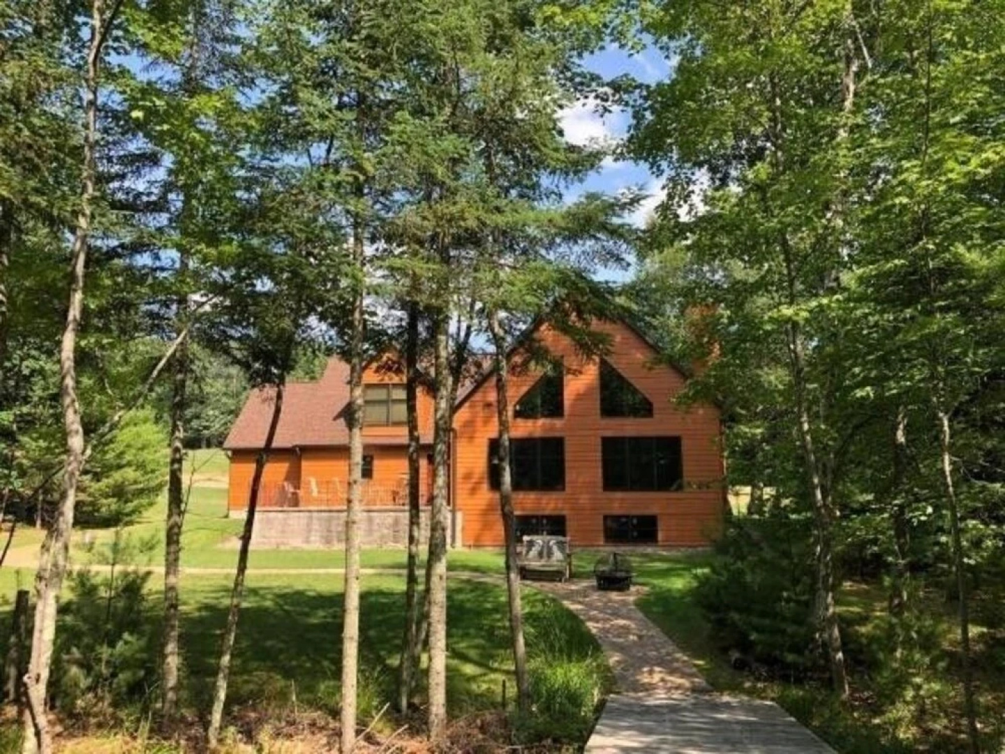 Oak Lane Lake House - Hiller Vacation S 3 Bedroom Home