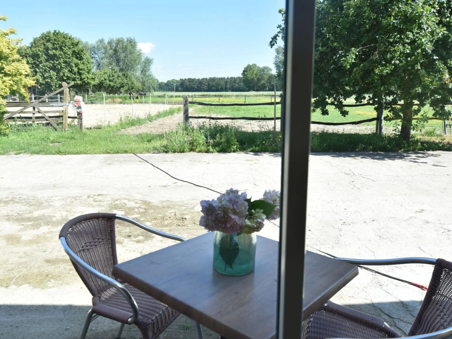 Tasteful Holiday Home in Sijsele-brugge With Garden