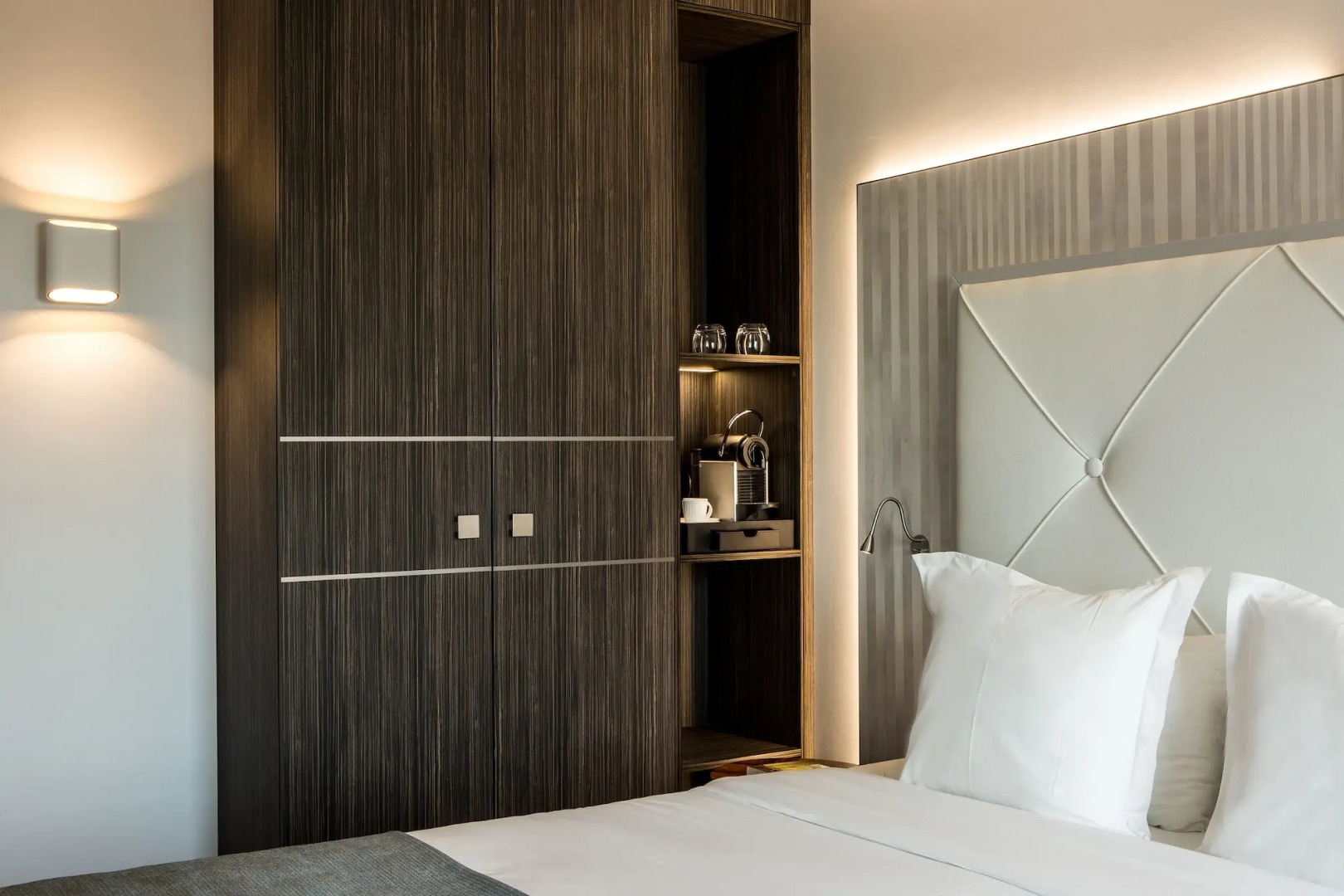 Le Parisis Paris Tour Eiffel