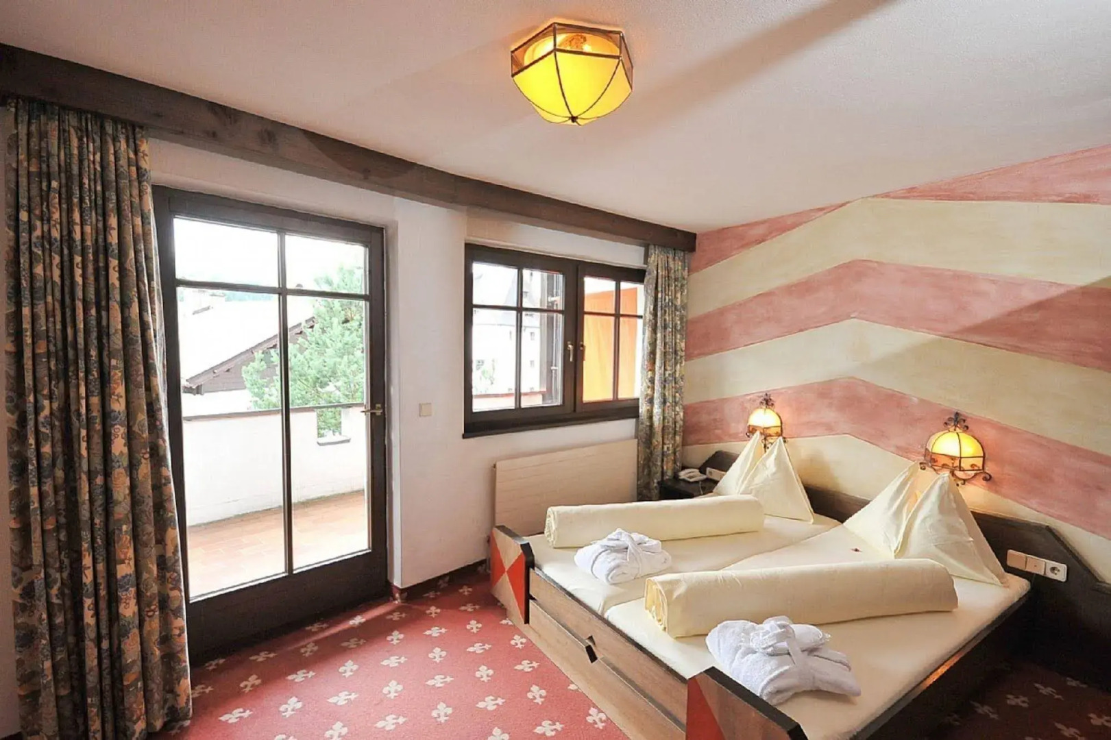 Schlosshotel Rosenegg