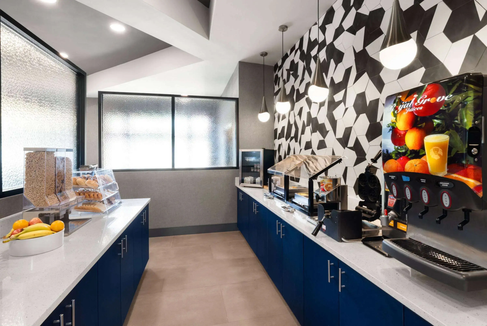 La Quinta Inn & Suites by Wyndham Greensboro NC