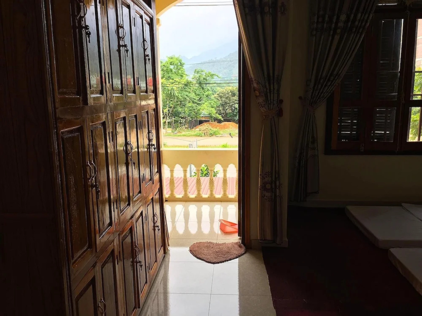 Room in House - Ha Giang Paradise Hostel & Tours