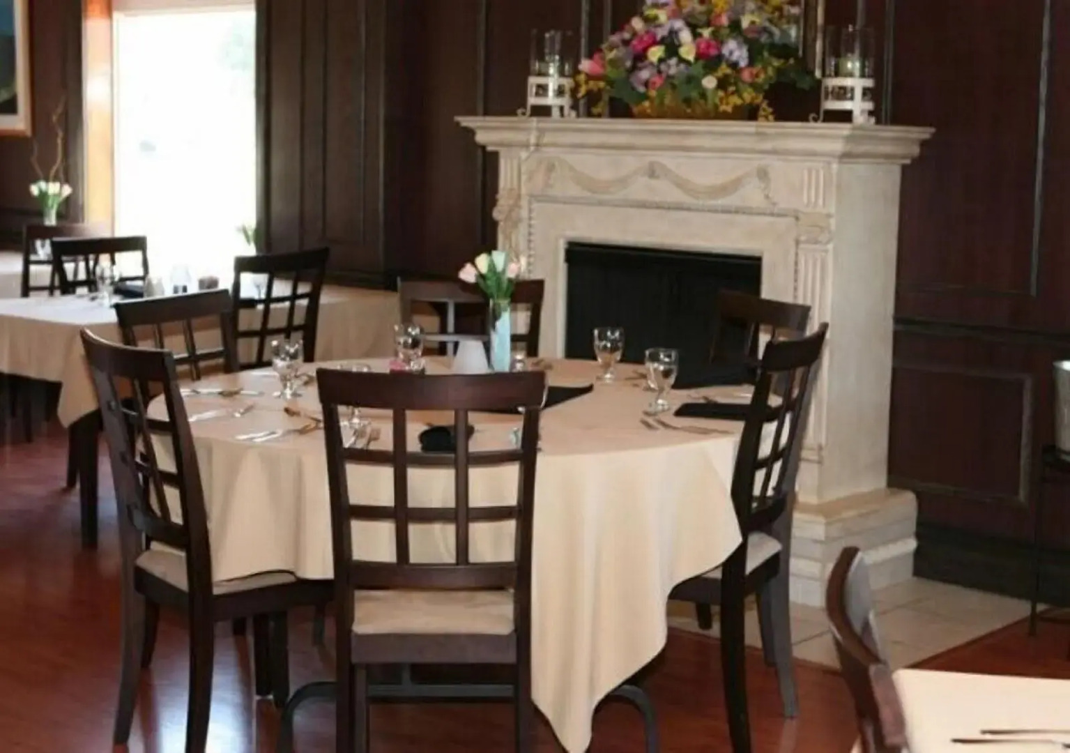 The Falls Inn Walters Falls - An Ontarios Finest I