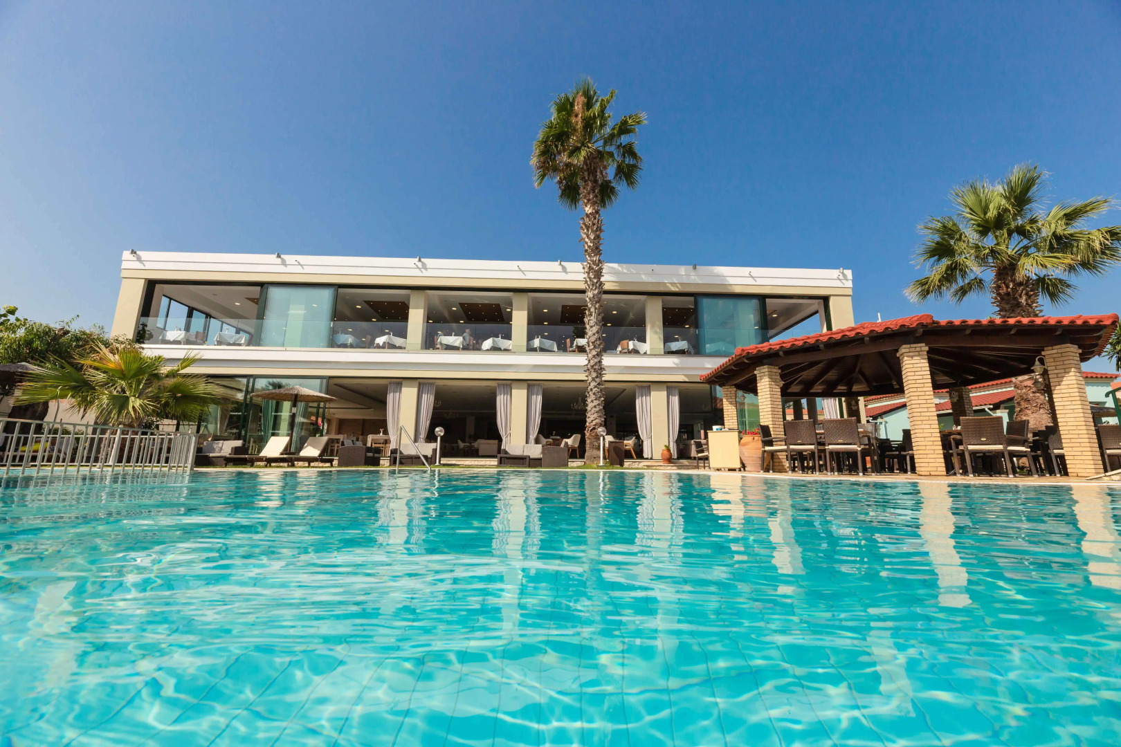 Апарт-отель Robolla Beach