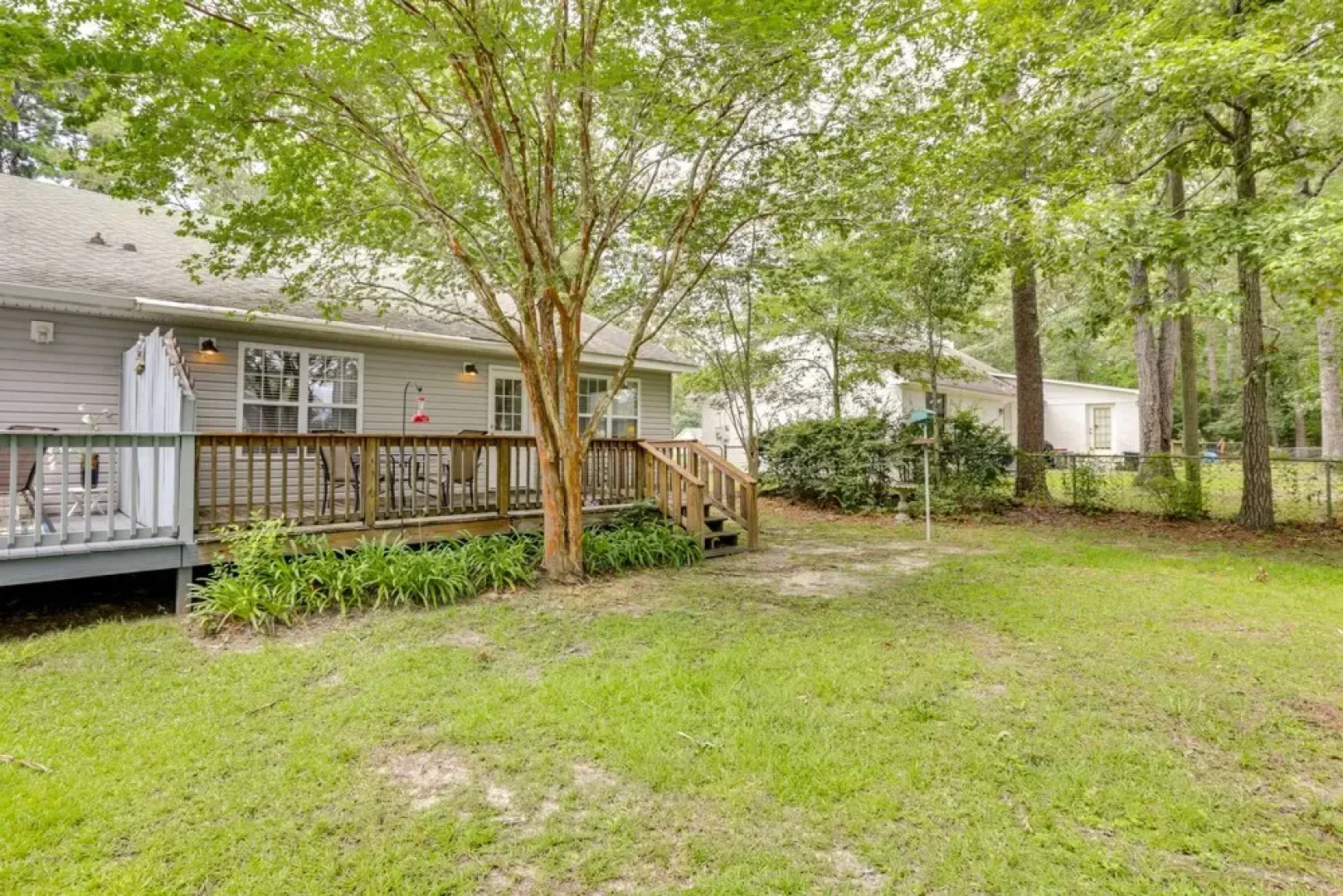 Tranquil Thomasville Retreat w/ Deck + Dining Area