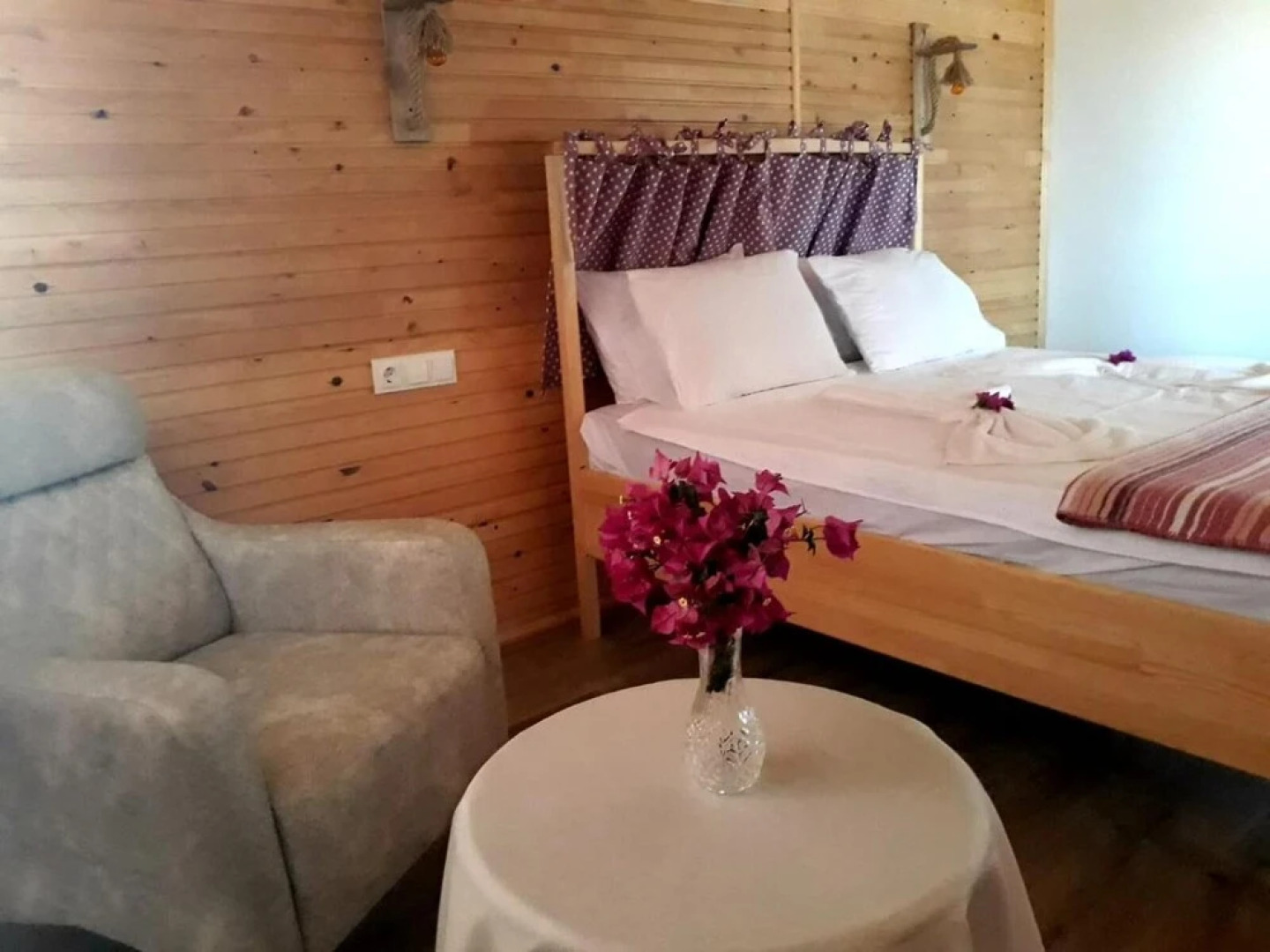 EM-BA Butik Bungalov