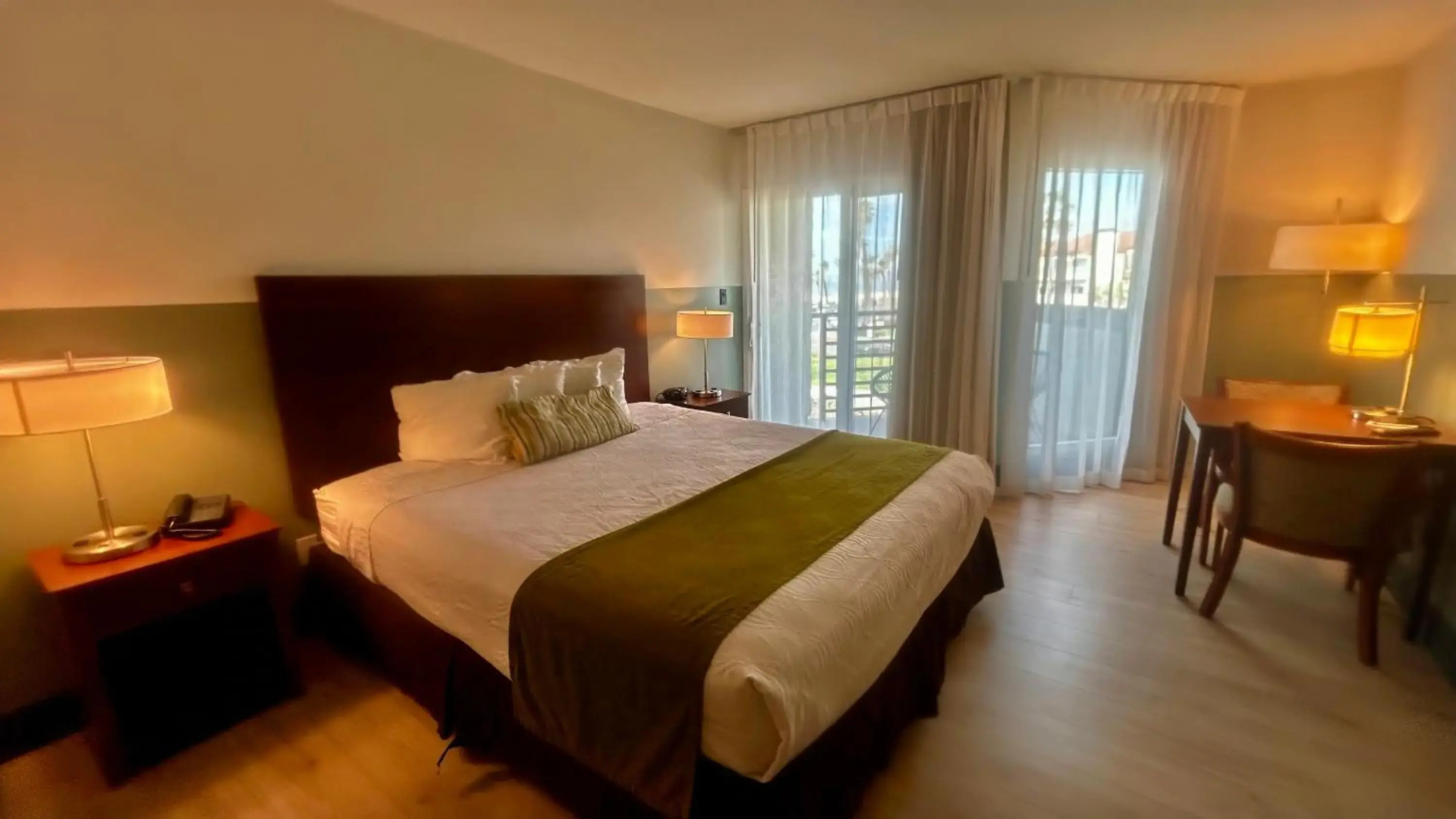 Huntington Beach Inn