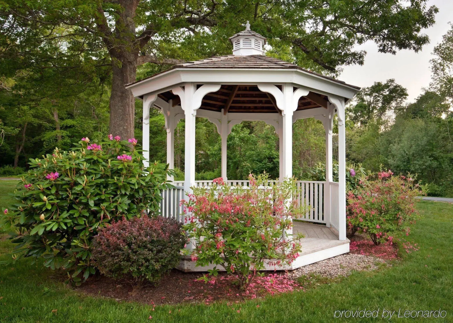 Iris Hotel Cape Cod
