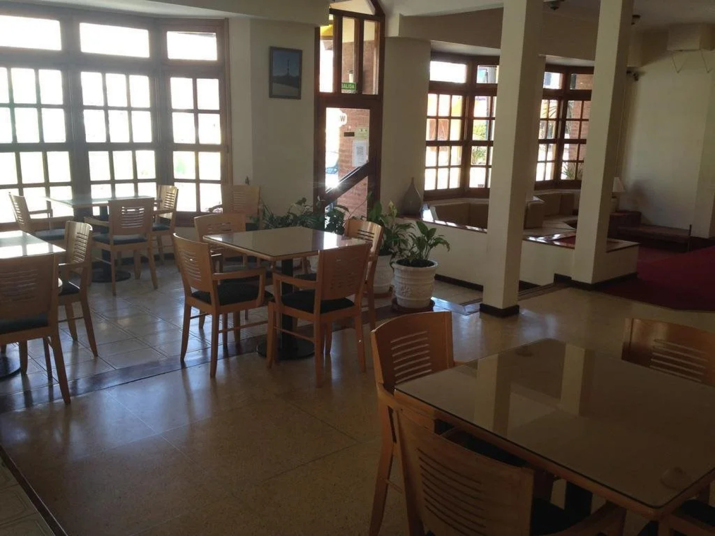 Hotel y Apart De La Plaza