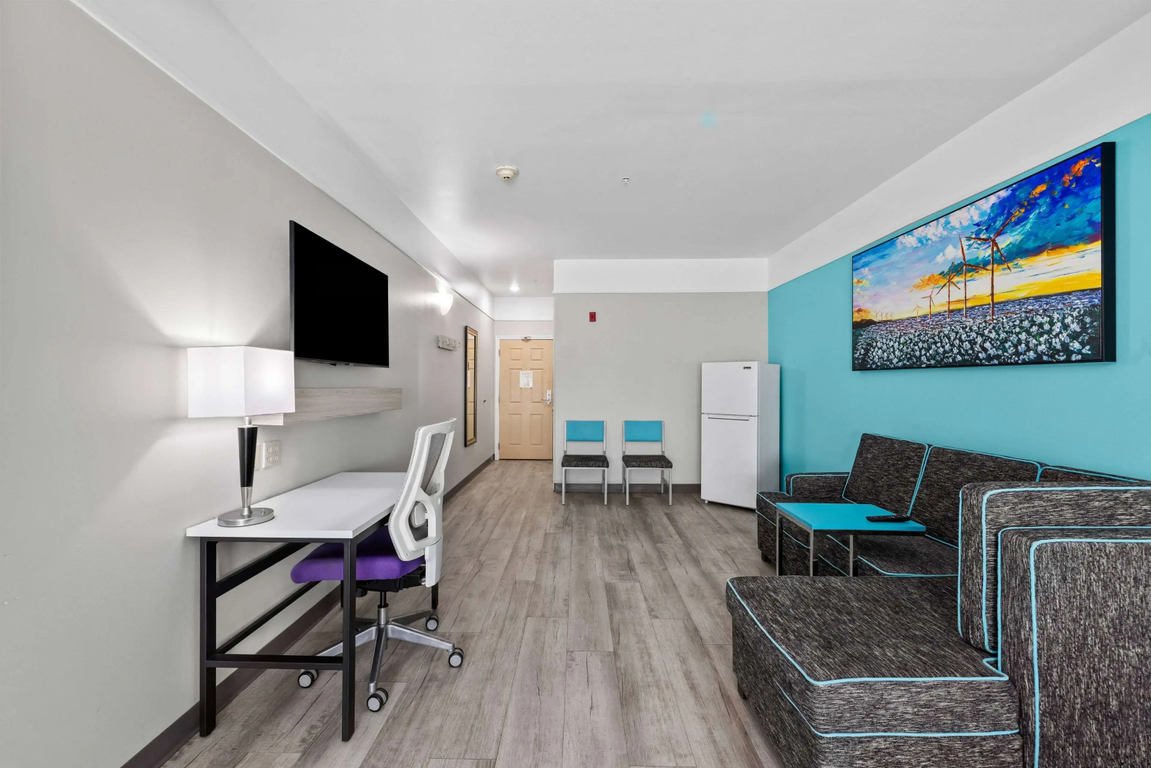 La Quinta Inn & Suites by Wyndham Raymondville