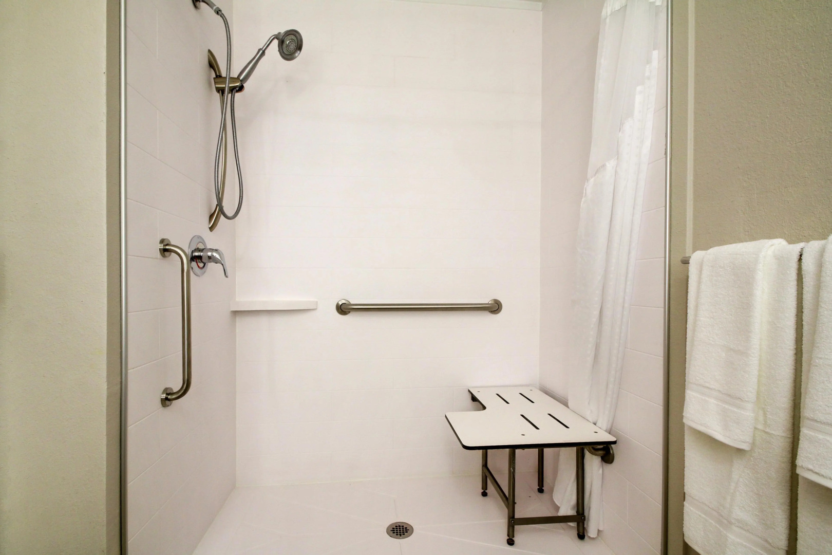 Holiday Inn Express & Suites Live Oak by IHG