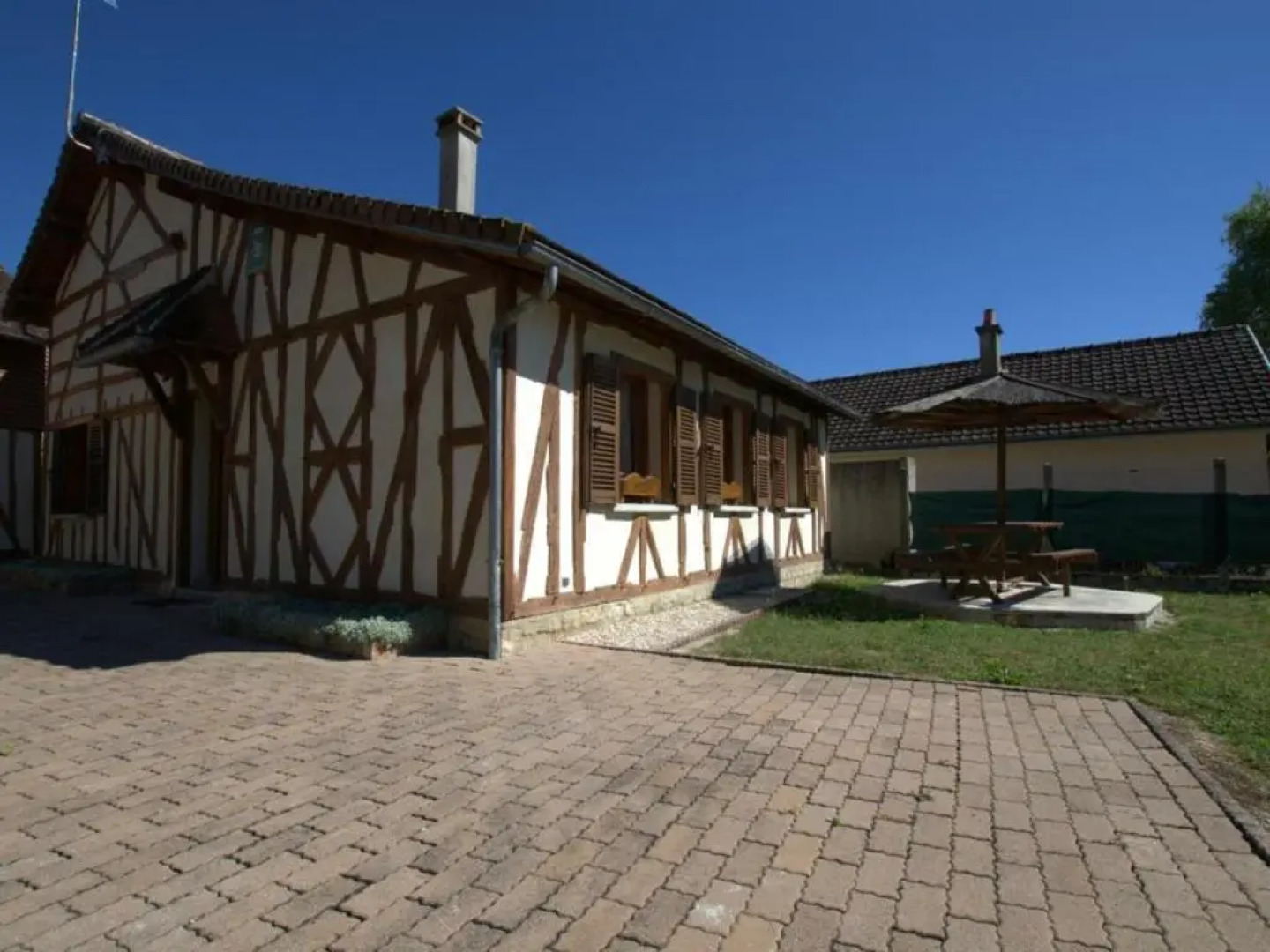 Gîte Piney, 2 pièces, 4 personnes - FR-1-543-56