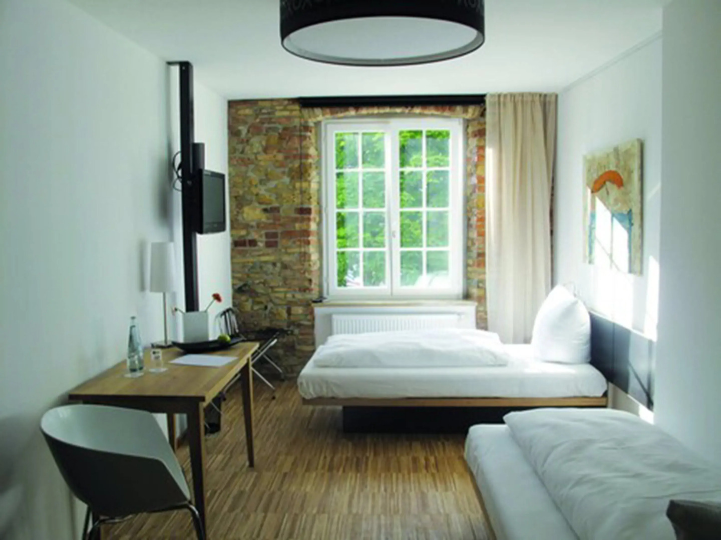 OX Hotel Café Bar Restaurant