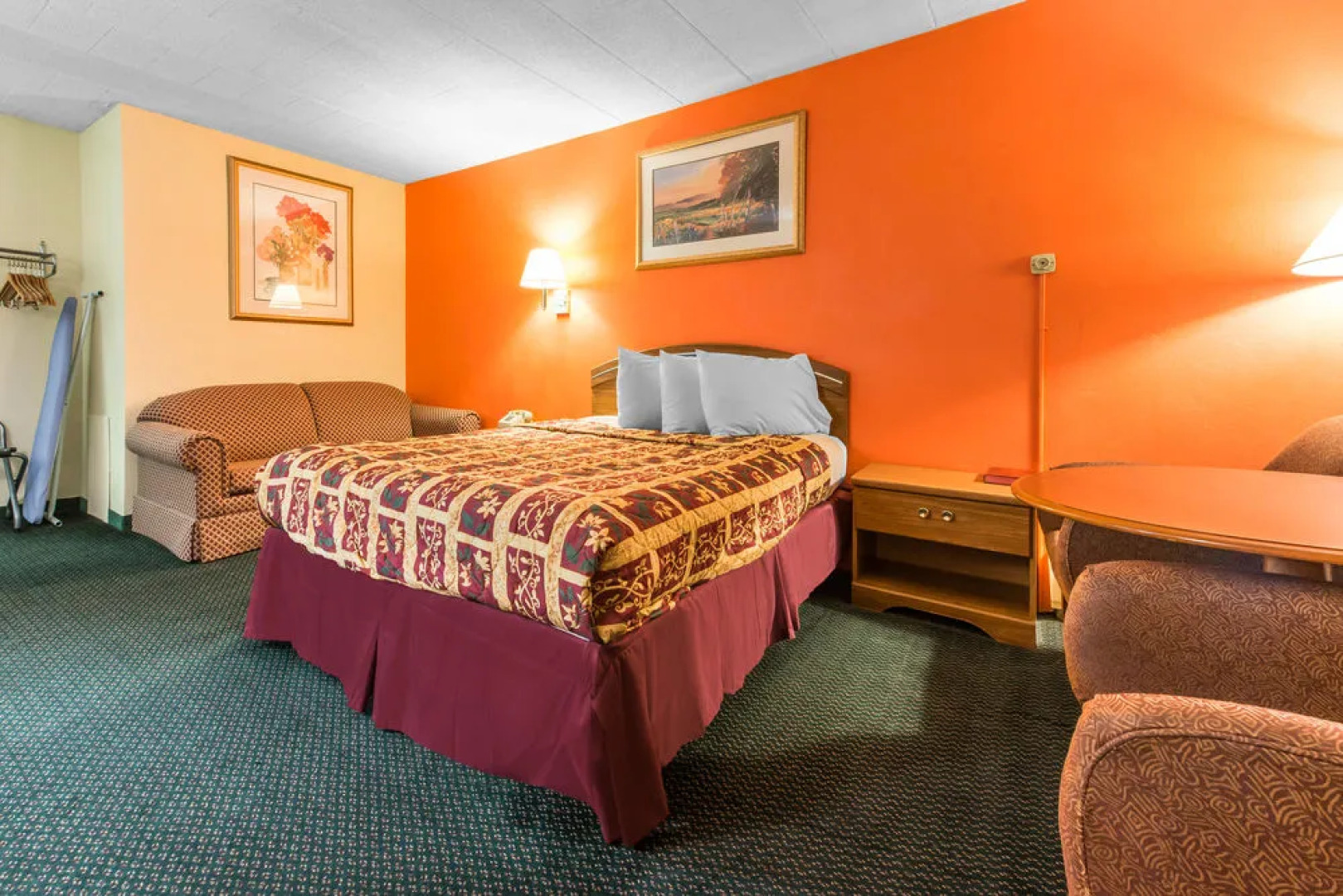 Royal Inn Clearfield