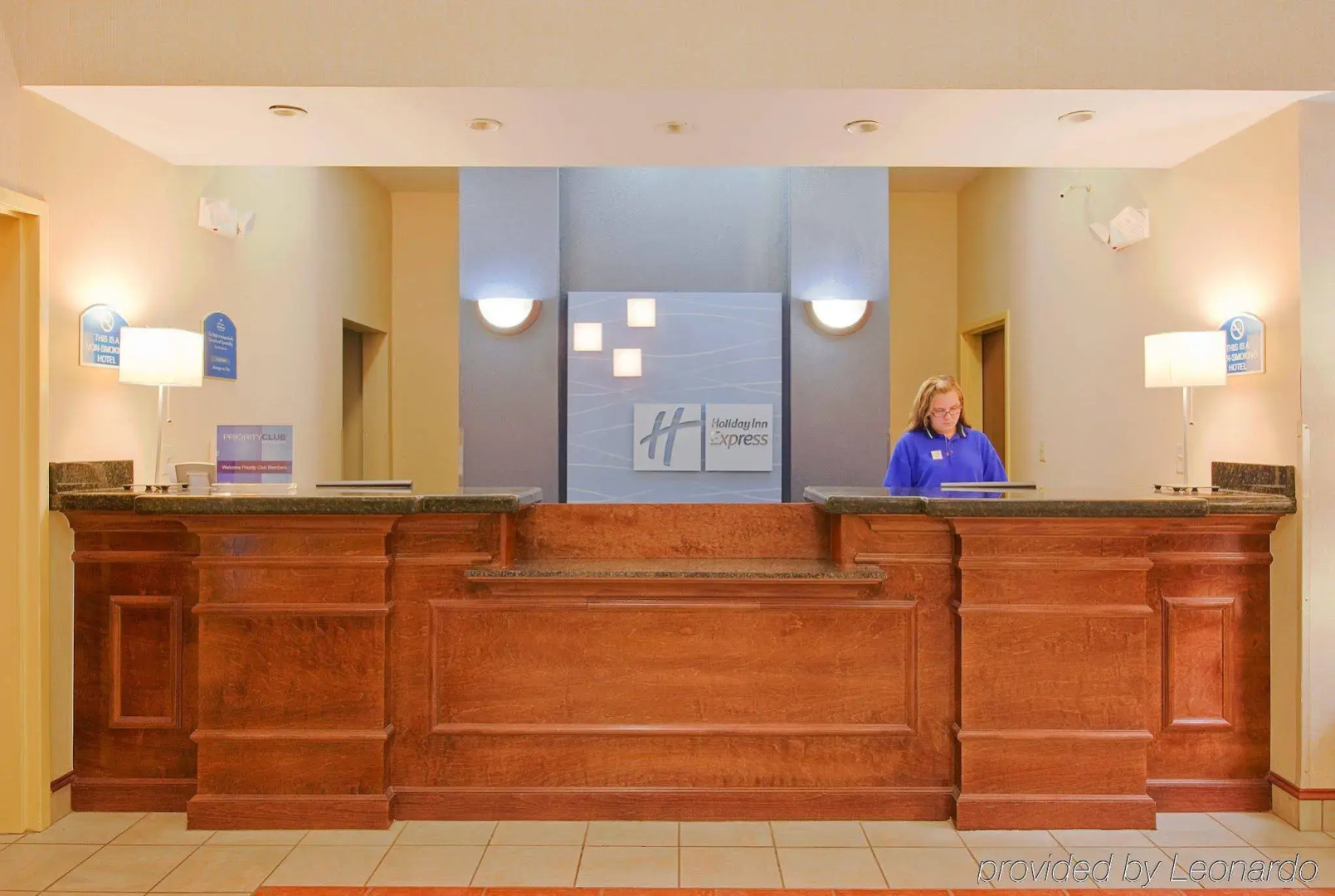 Holiday Inn Express Hotel & Suites Panama City-Tyndall by IHG