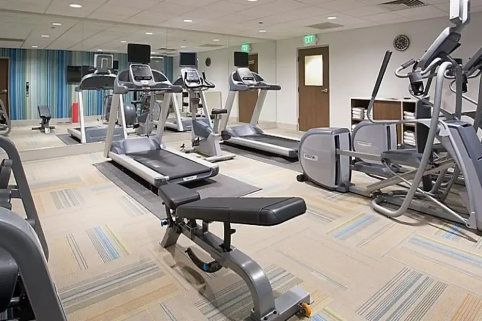Holiday Inn Express & Suites Edmonton N - St. Albert by IHG