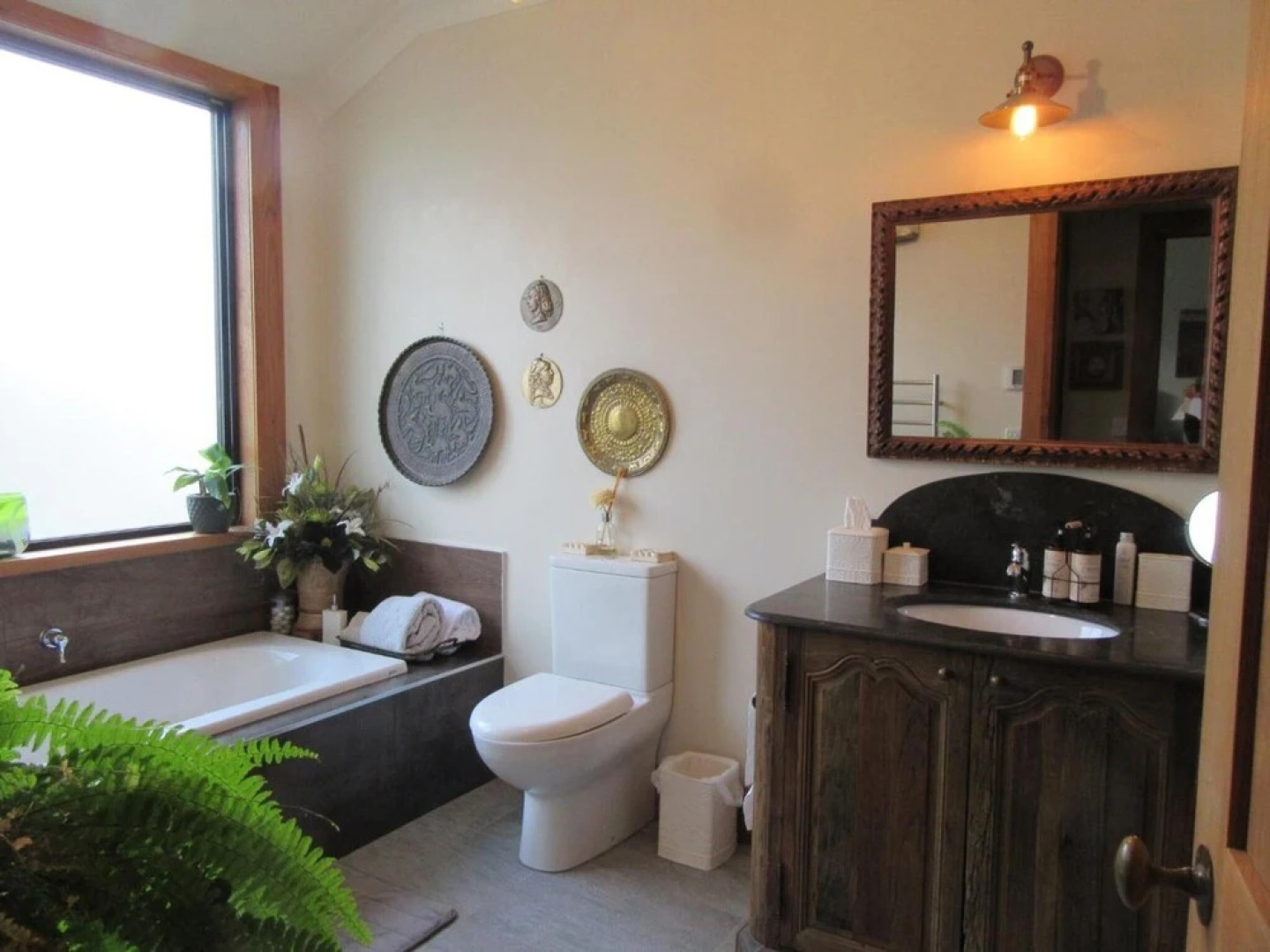 Redwood Valley B & B