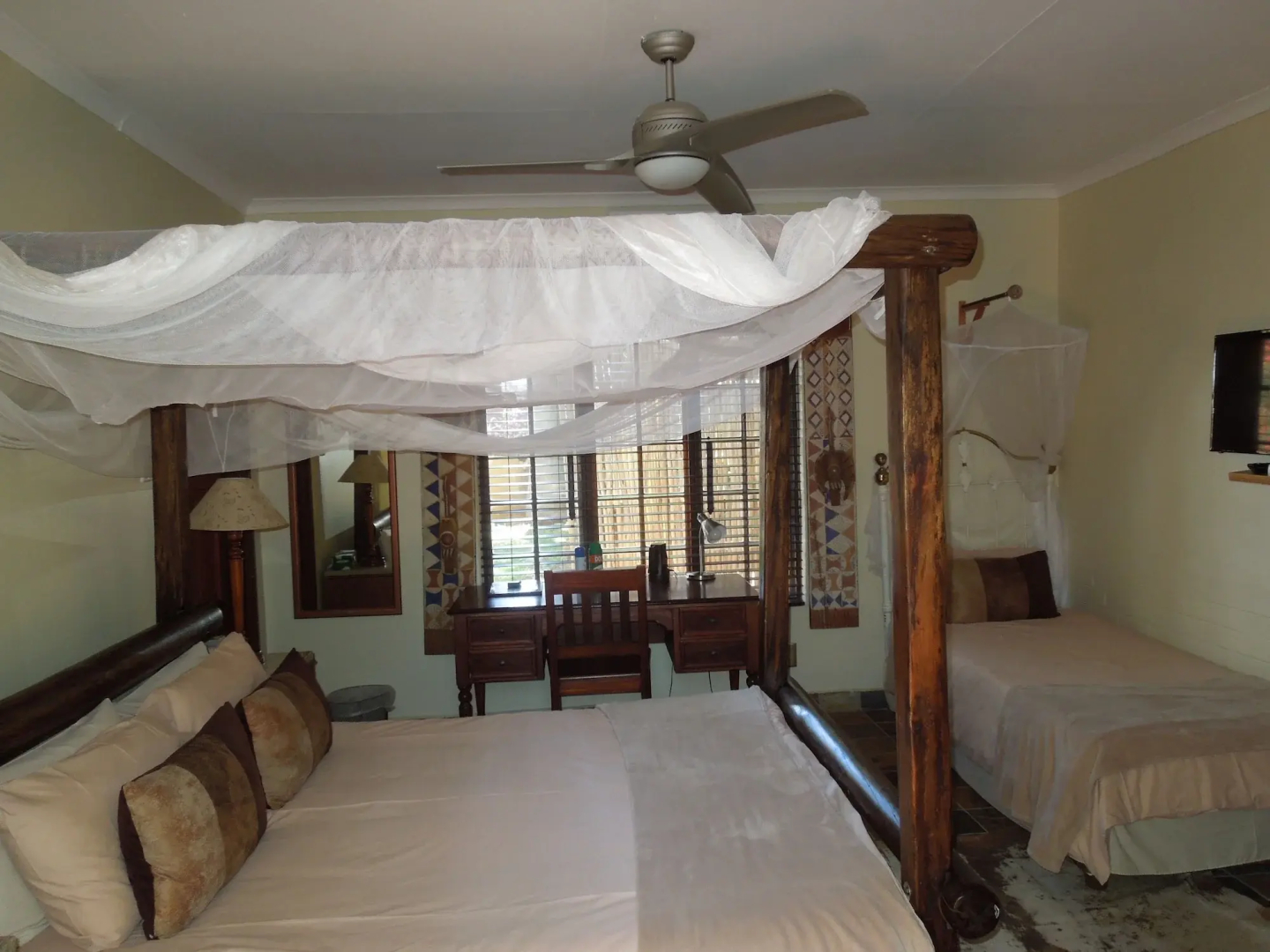 Trees Too Guest Lodge