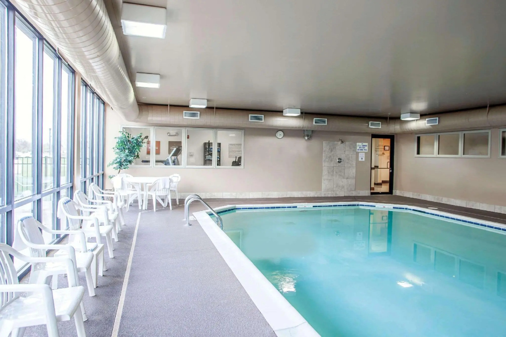 Comfort Suites Elgin