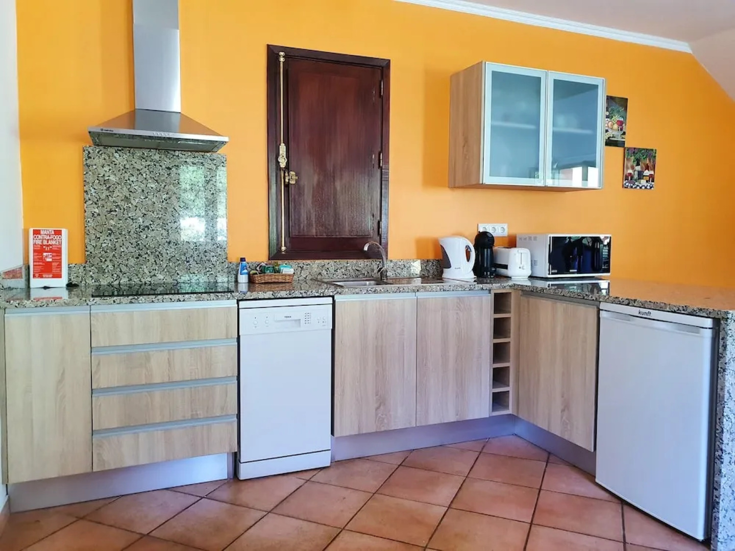 House With 2 Bedrooms in Camacha, With Wonderful Mountain View, Enclos