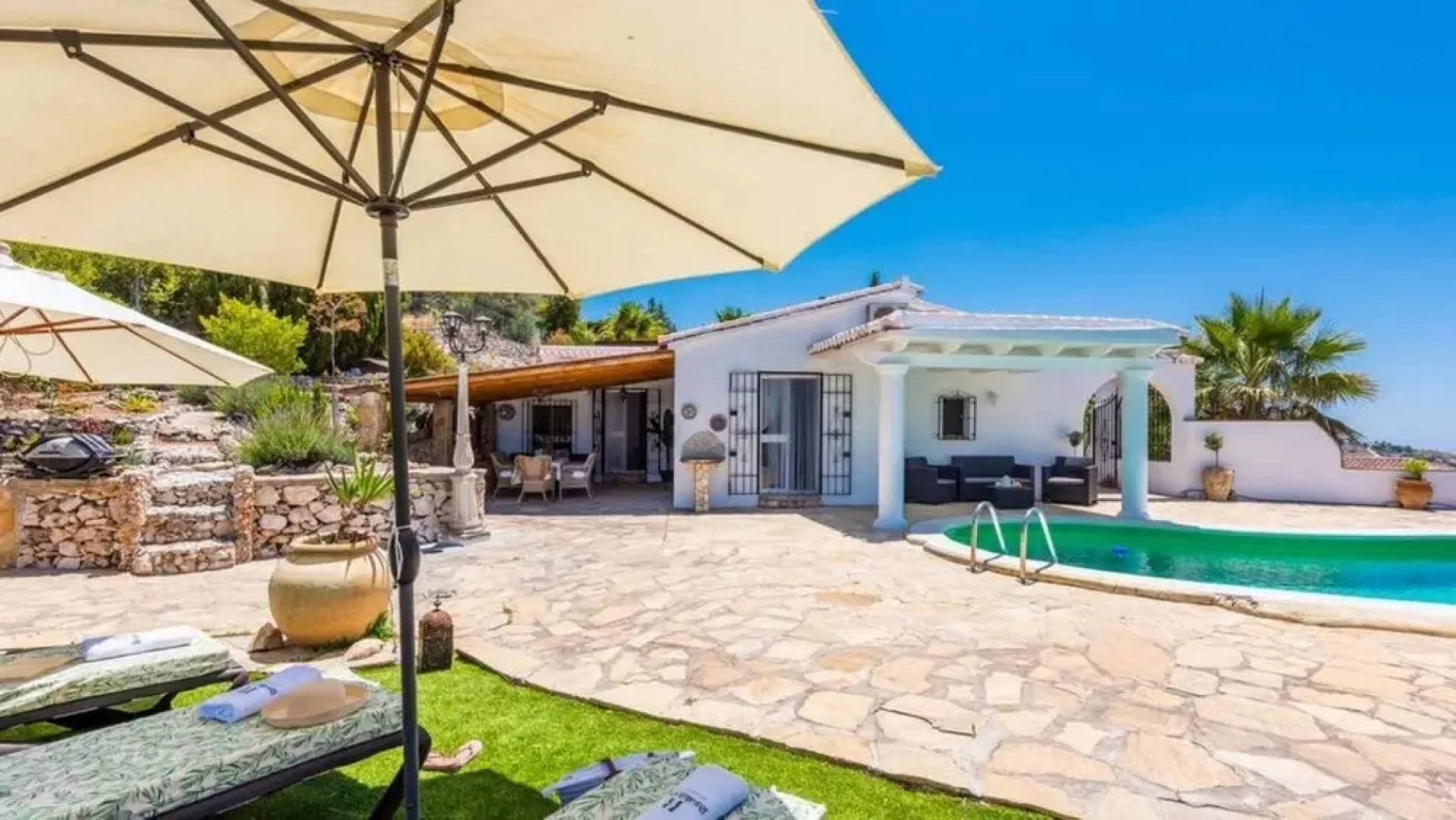 Casa Rural Cómpeta Piscina Barbacoa y Vista