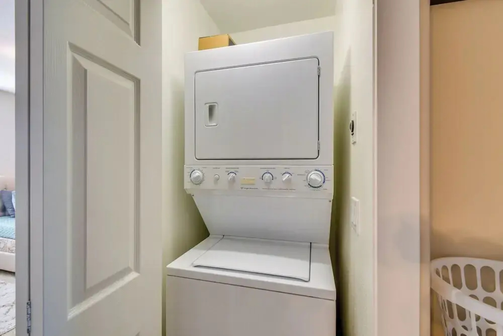 Westport Vacation Rental: Walk to Beach!