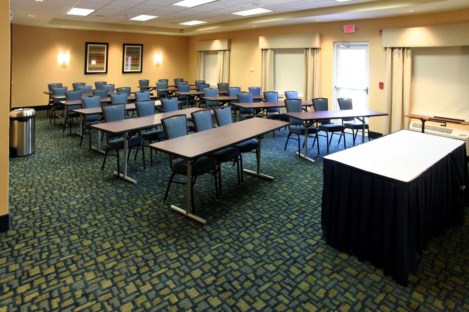 Fairfield Inn & Suites Charleston North/University Area