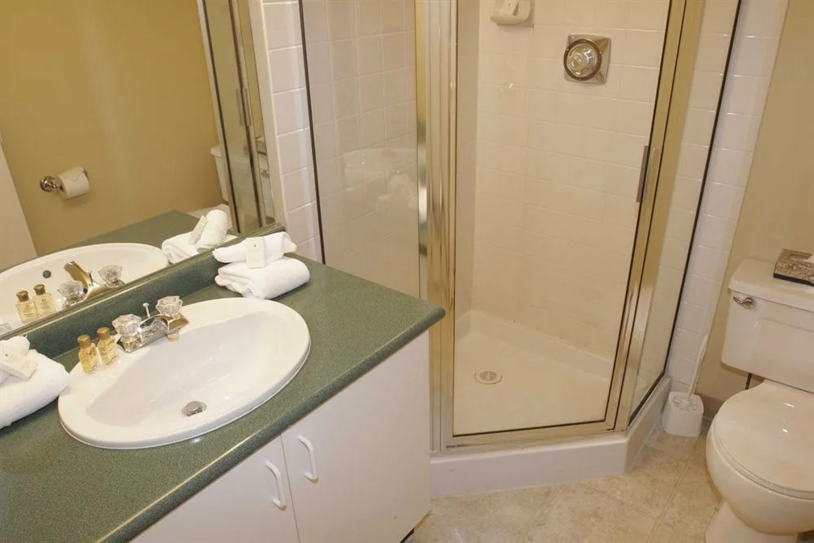 ResortQuest at Marketplace Lodge