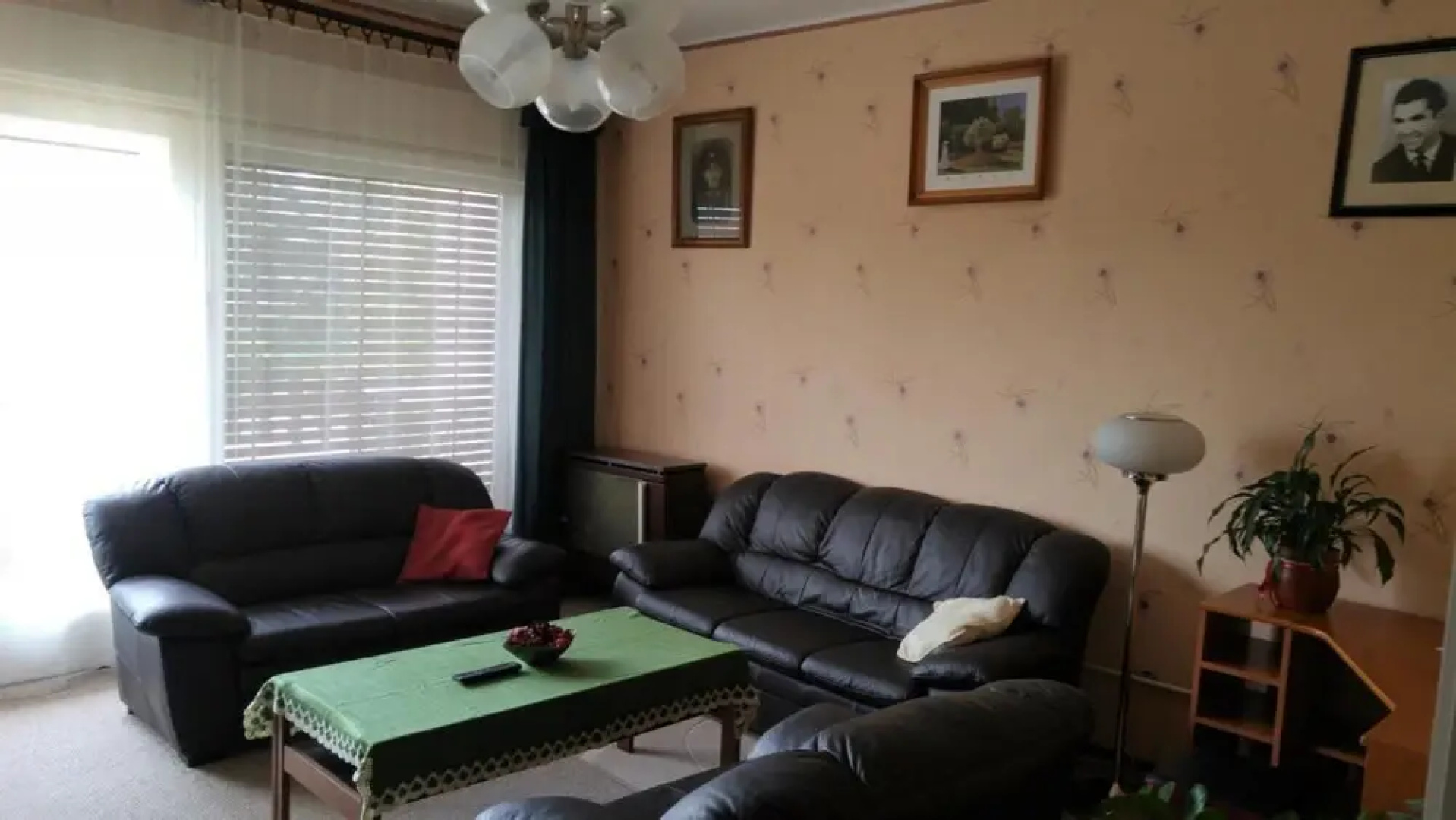 Crystal Apartement F