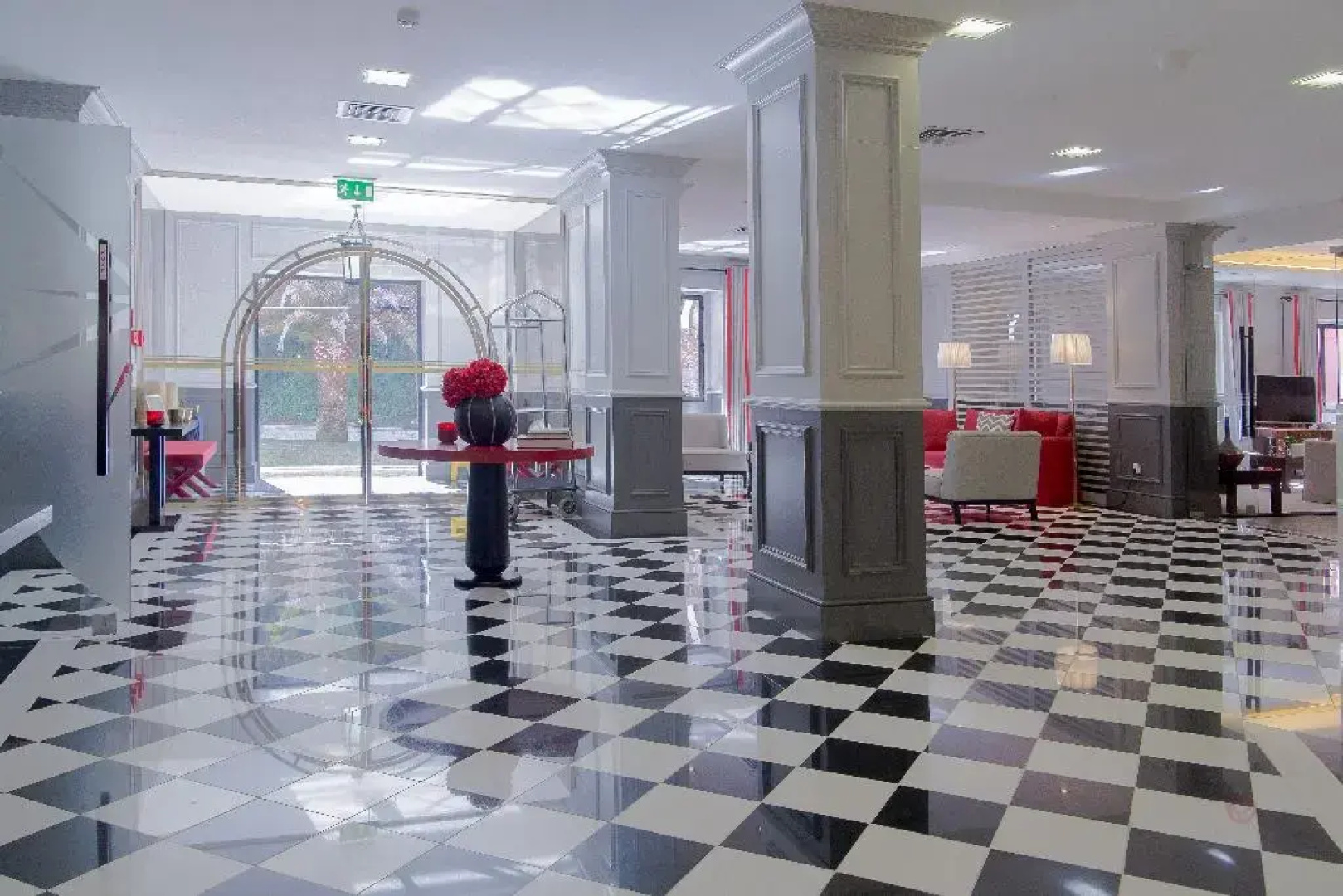 Your Hotel & Spa