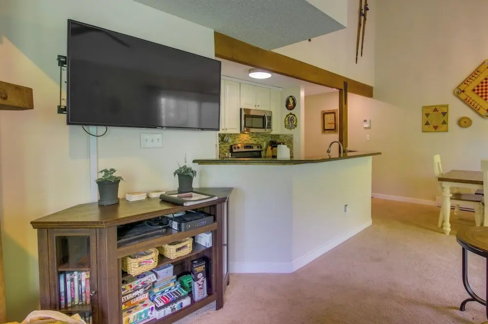 Wintergreen Resort Vacation Rental w/ Pool Access!