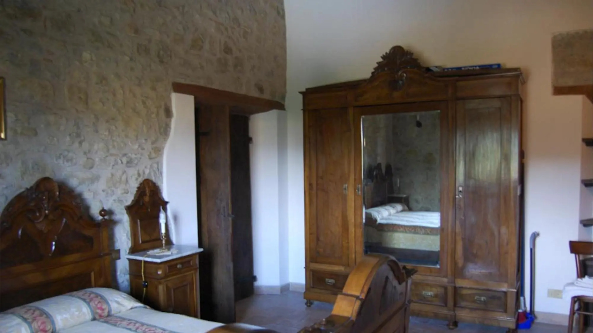 Independent Residence Sleeping 10 3 Divided Into Three Apartments Acquapendente-le Casaccine