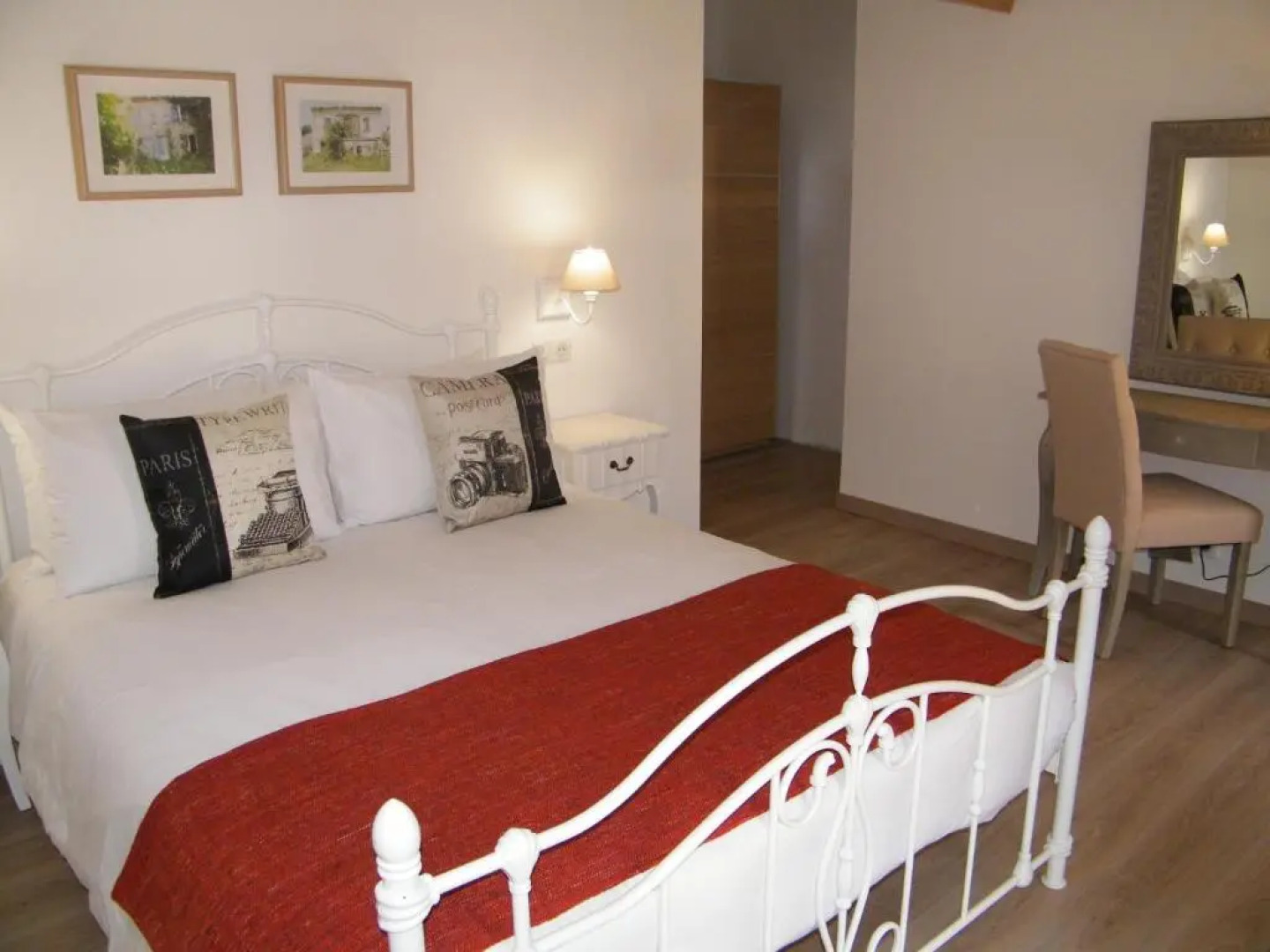 Clos Vieux Rochers Vineyard