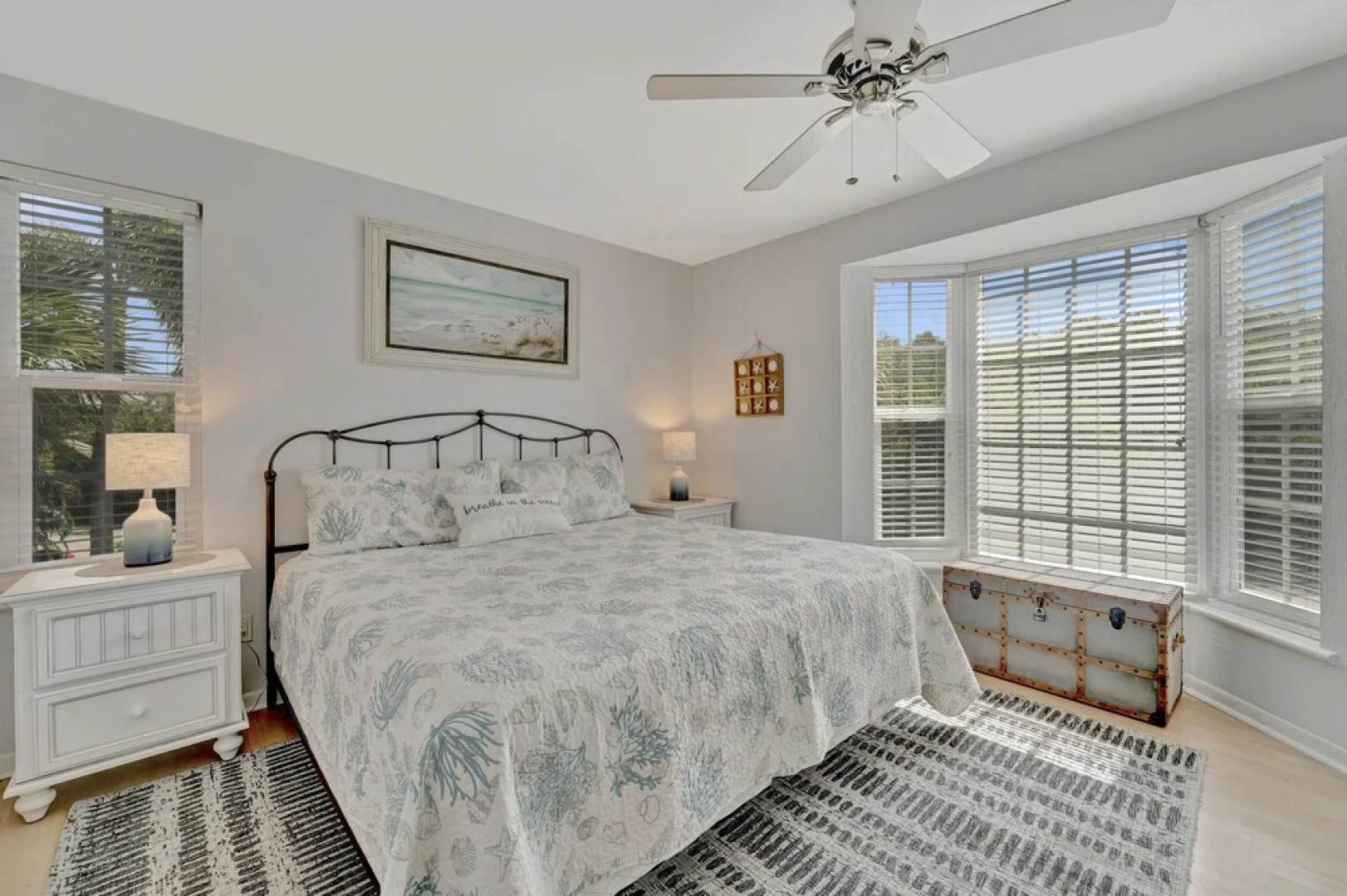 Beach One Bedroom Villa by Redawning